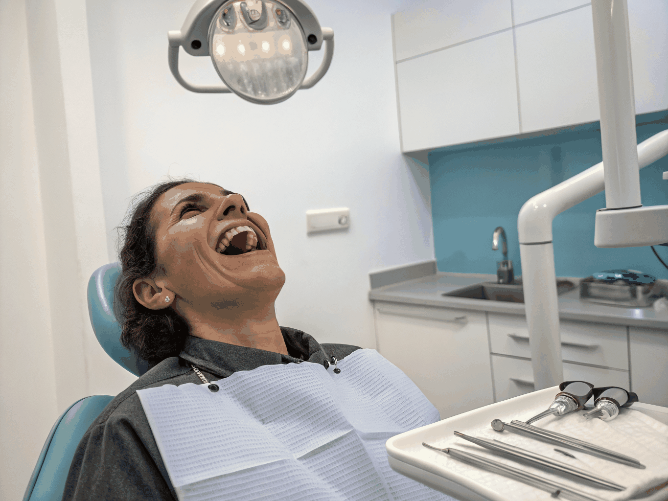 Full Smile Arch Reconstruction before treatment